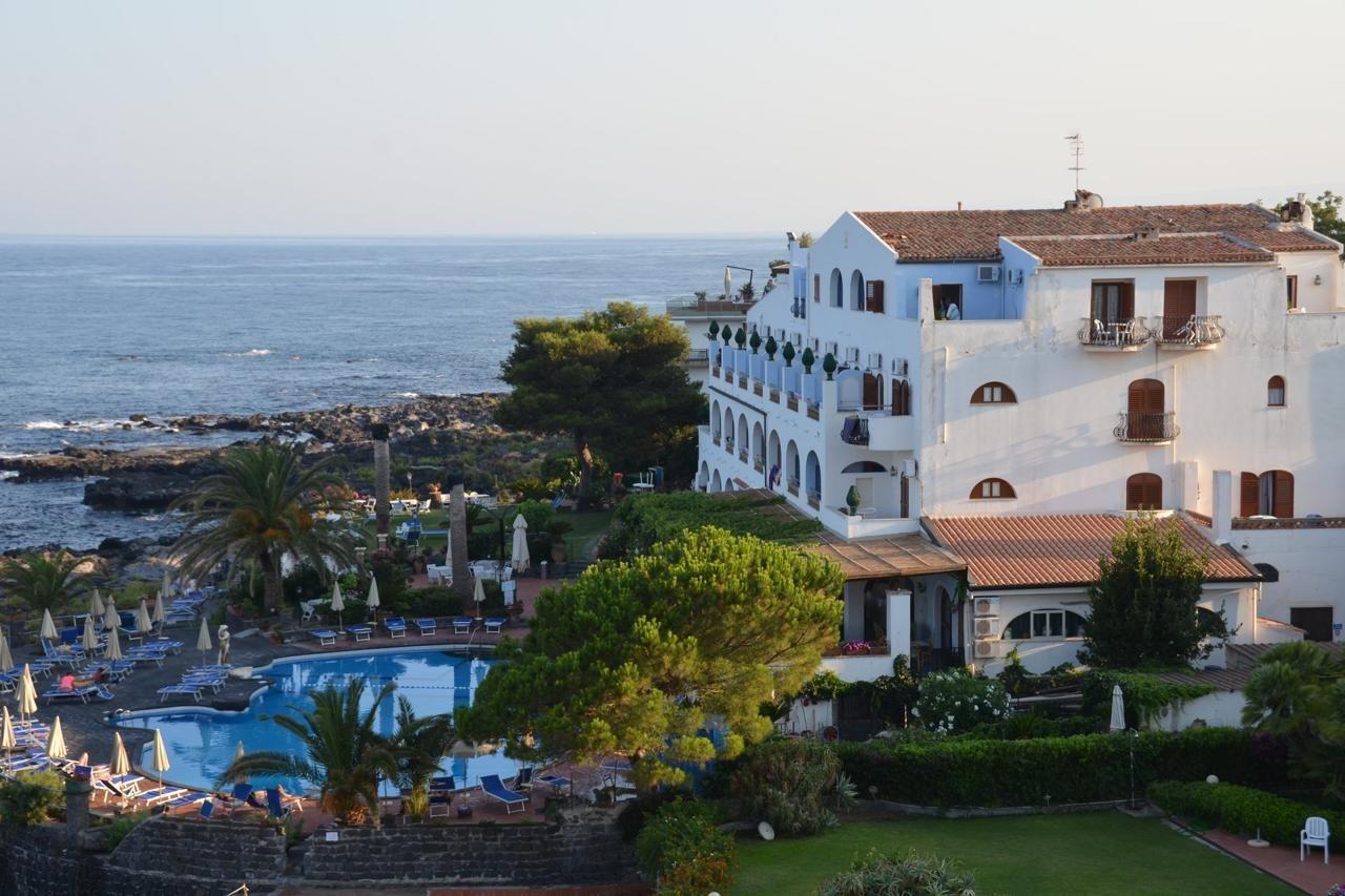 Arathena Rocks Hotel Giardini-Naxos Exterior foto