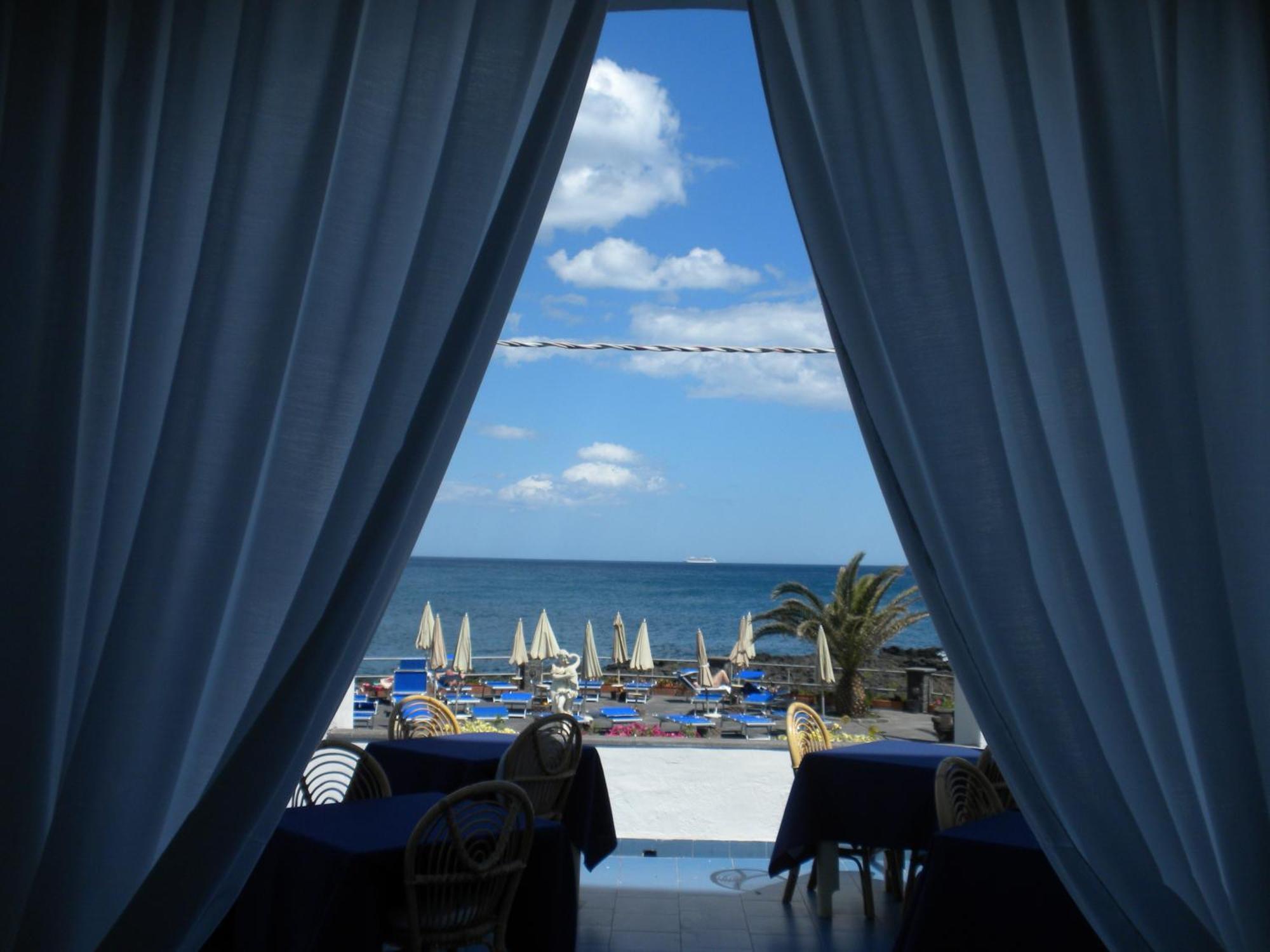 Arathena Rocks Hotel Giardini-Naxos Exterior foto