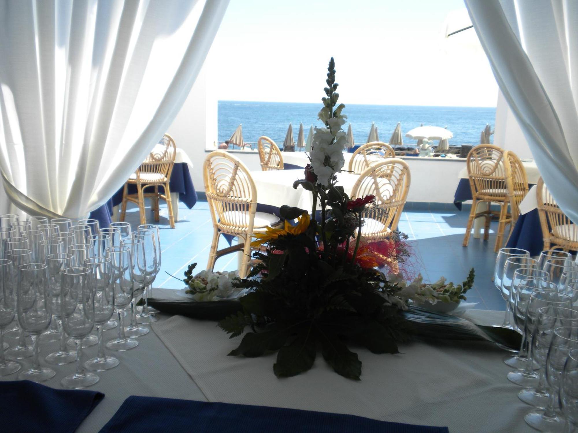 Arathena Rocks Hotel Giardini-Naxos Exterior foto
